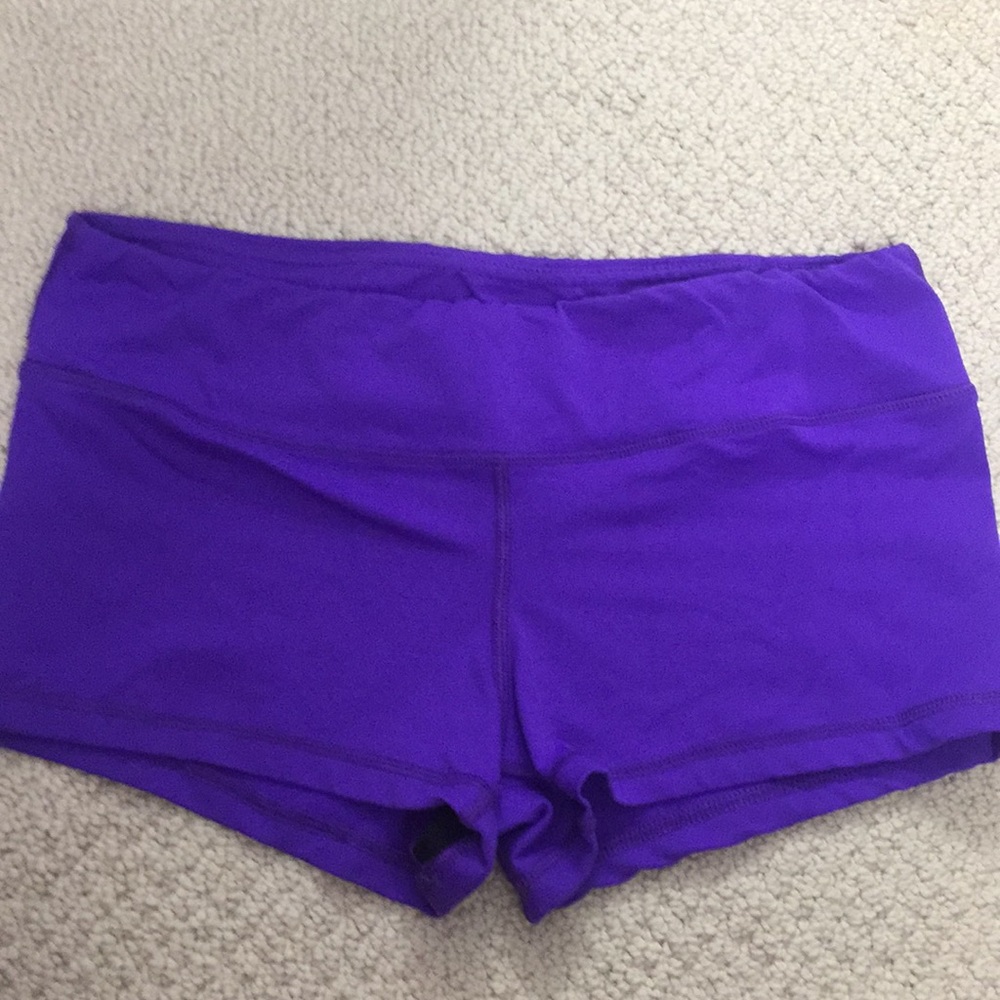 Fleo shorts, purple size large